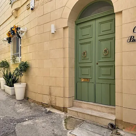 Rooftop Oasis With Plunge Pool & Bbq Tatil Evi Hal Ghaxiak