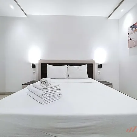 度假居 Rooftop 3br With Plunge Pool & Bbq Near Airport *