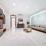 Rooftop 3br With Plunge Pool & Bbq Near Airport