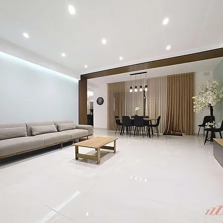 Rooftop 3br With Plunge Pool & Bbq Near Airport * Hal Ghaxiak