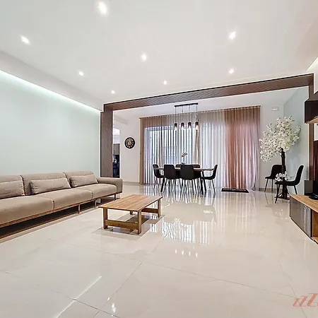 Feriehus Rooftop 3br With Plunge Pool & Bbq Near Airport *