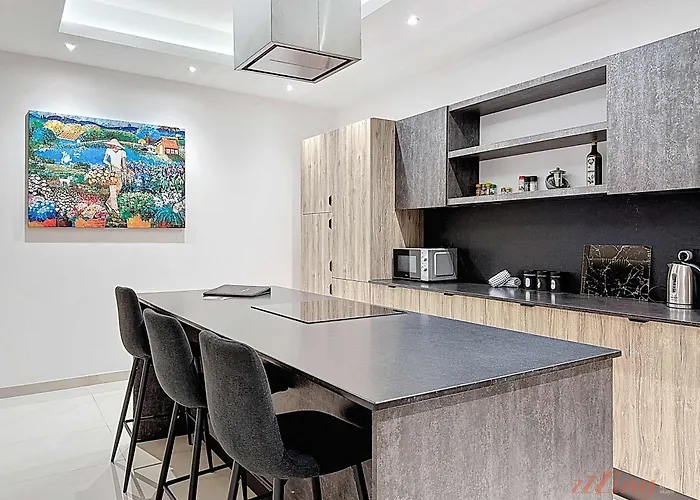 Rooftop Oasis With Plunge Pool & Bbq Case de vacanță *